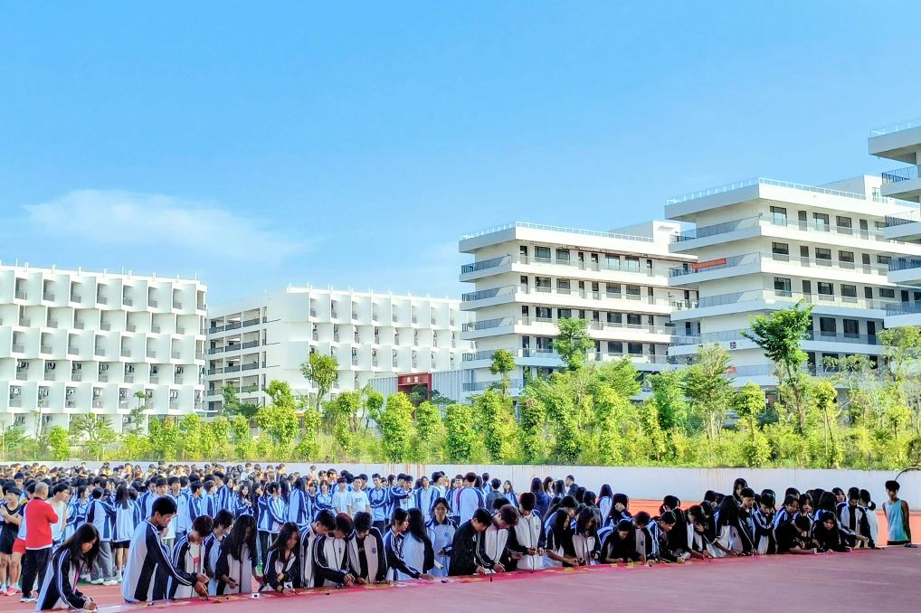 春暖花开迎开学 巳巳如意启新程——​乐动平台2025年春季开学返校指南